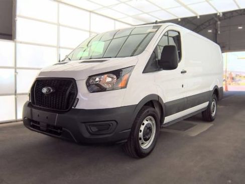 Used 2024 Ford Transit 150 Low Roof RWD image 4