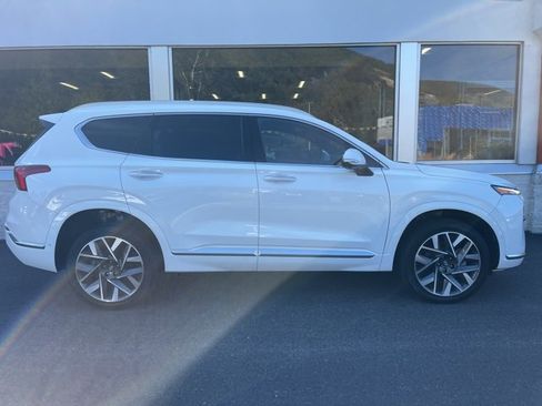 Used 2023 Hyundai Santa Fe Calligraphy image 4