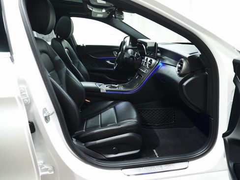 Used 2020 Mercedes-Benz C 300 4MATIC Sedan image 13