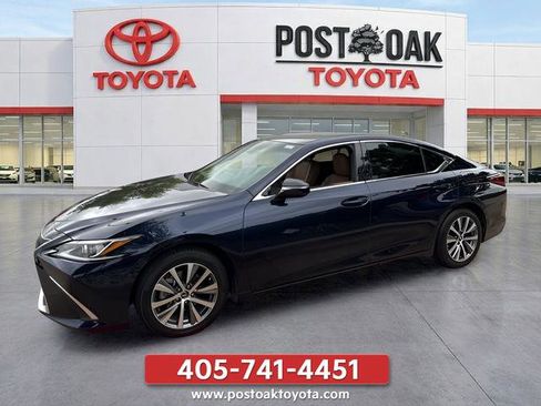 Used 2019 Lexus ES 350 w/ Premium Package FWD image 5