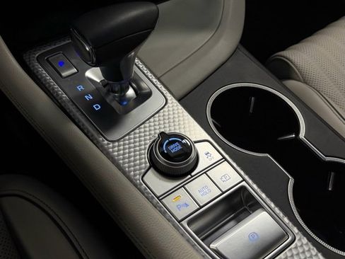 Used 2023 Genesis G70 2.0T w/ Sport Prestige Package image 21