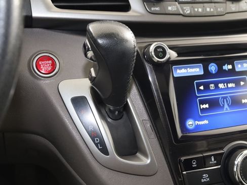 Used 2016 Honda Odyssey Touring image 7