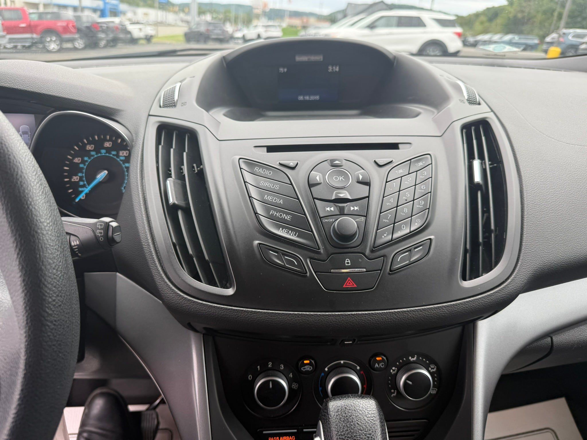 Used 2015 Ford Escape SE AWD/4WD image 12