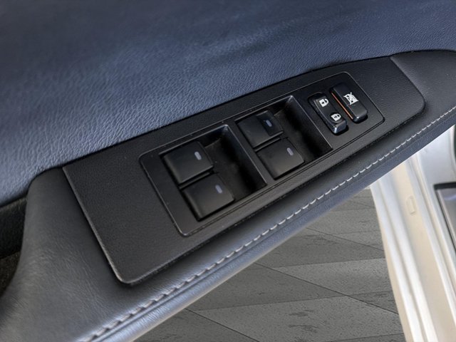 Used 2014 Lexus ES 350 w/ Luxury Package FWD image 9