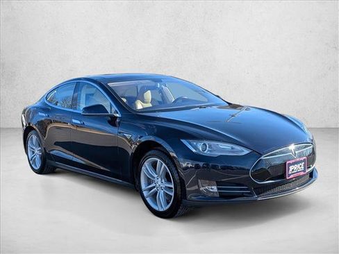 Used 2014 Tesla Model S 60 image 3