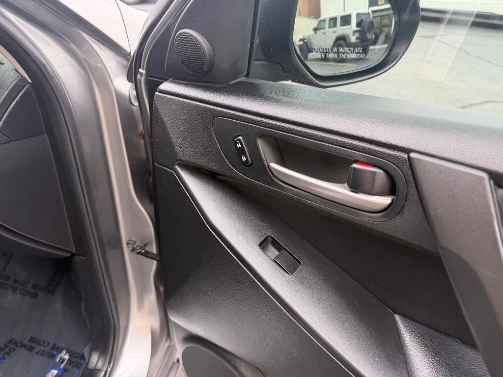 Used 2010 MAZDA MAZDA3 s Grand Touring FWD image 23