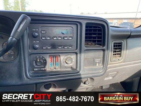 Used 2006 Chevrolet Silverado 2500 W/T RWD image 12