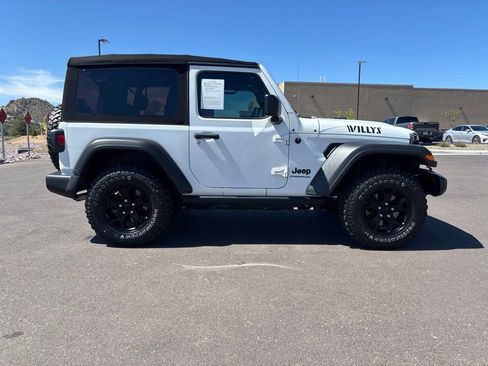 Used 2023 Jeep Wrangler Sport AWD/4WD image 4