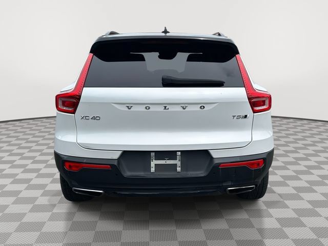 Used 2019 Volvo XC40 T5 R-Design AWD/4WD image 6