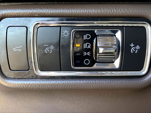 Used 2022 Lincoln Aviator Reserve w/ Equipment Group 201A image 40