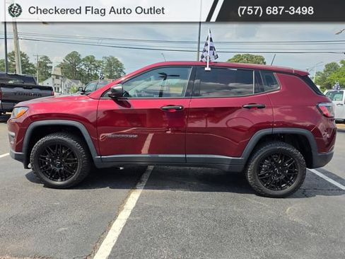Used 2021 Jeep Compass Sport AWD/4WD image 3