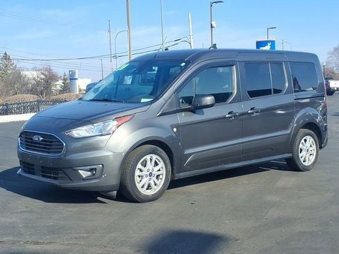 Certified 2020 Ford Transit Connect XLT image 3