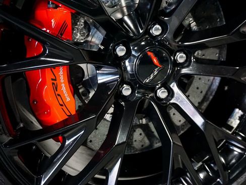 Used 2015 Chevrolet Corvette Z06 w/ Z07 Performance Package image 51