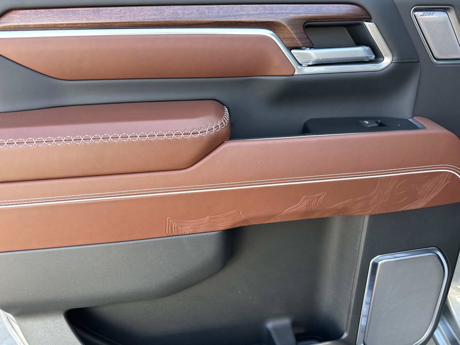 New 2026 GMC Sierra 2500 Denali Ultimate AWD/4WD image 27