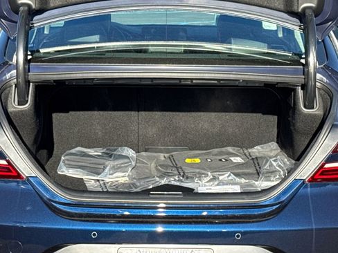 New 2026 Genesis G70 2.5T Prestige image 18