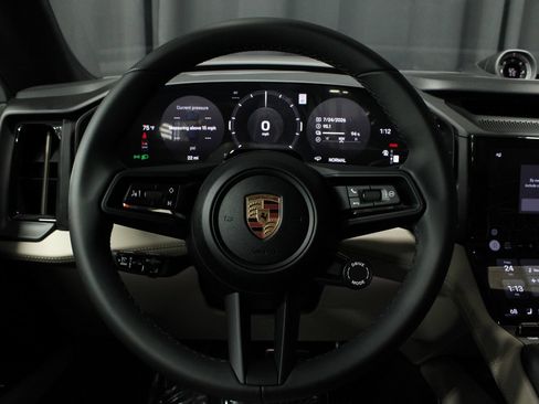 Used 2026 Porsche Cayenne Electric AWD/4WD image 11