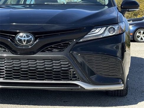 Used 2023 Toyota Camry XSE image 9