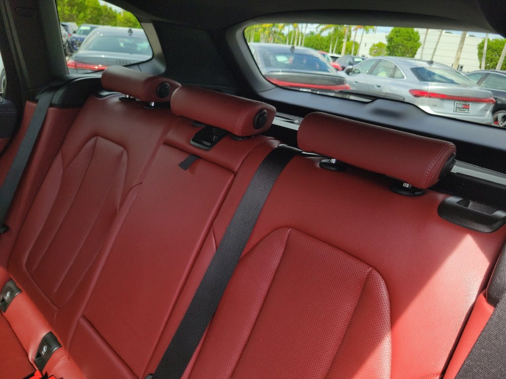 Used 2024 BMW X3 M40i w/ Shadowloine Package AWD/4WD image 27