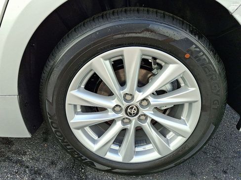 New 2026 Toyota Corolla LE FWD image 18