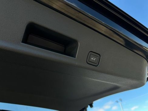 New 2026 Chevrolet Traverse LT w/ LPO, Floor Liner Package image 8