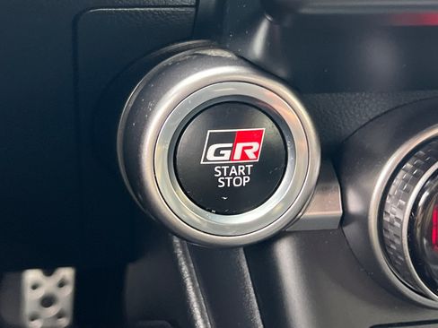 Used 2023 Toyota GR86 Premium image 21