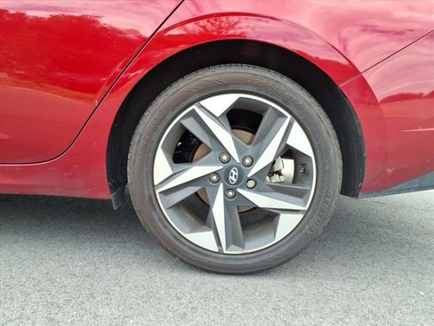 Used 2023 Hyundai Elantra SEL w/ Convenience Package image 18