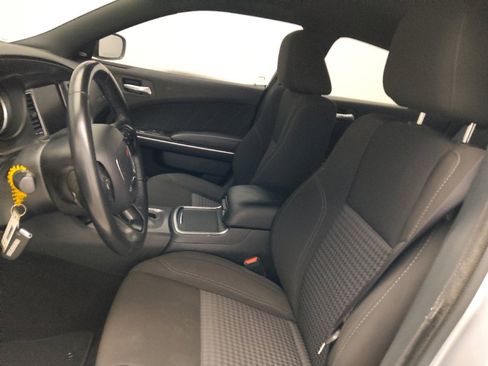 Used 2023 Dodge Charger SXT RWD image 17