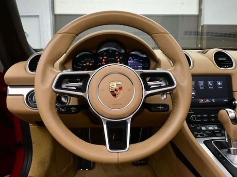 Certified 2017 Porsche 718 Boxster RWD image 8