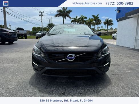 Used 2018 Volvo S60 T5 Dynamic w/ Vision Package FWD image 4