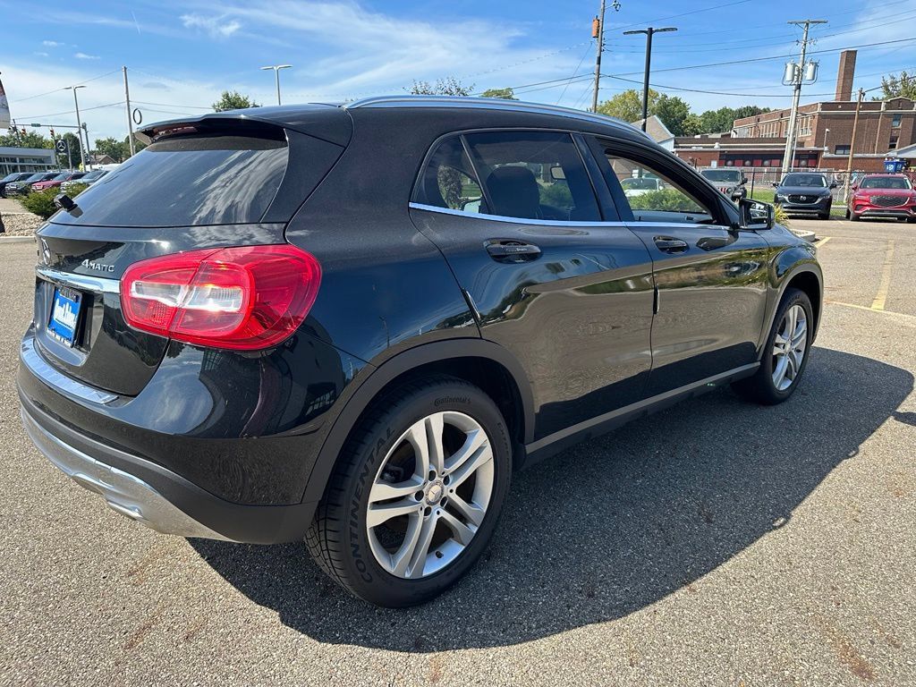 Used 2015 Mercedes-Benz GLA 250 4MATIC image 5