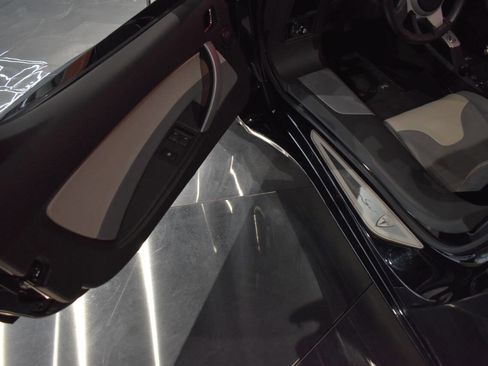 Used 2011 Tesla Roadster Sport image 36