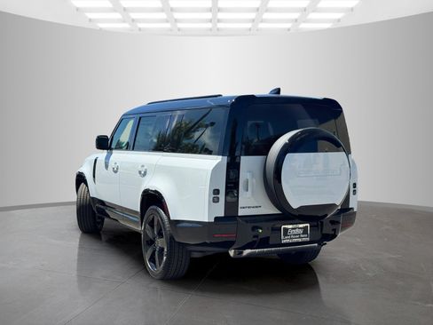 New 2026 Land Rover Defender 130 X-Dynamic SE AWD/4WD image 7