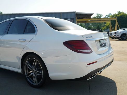 Used 2019 Mercedes-Benz E 300 image 21