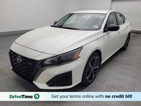 Used 2023 Nissan Altima 2.5 SR FWD image 1