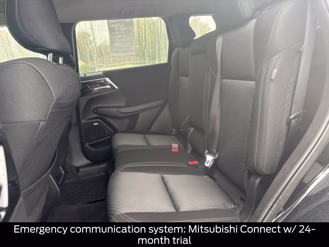 Used 2025 Mitsubishi Outlander ES AWD/4WD image 25