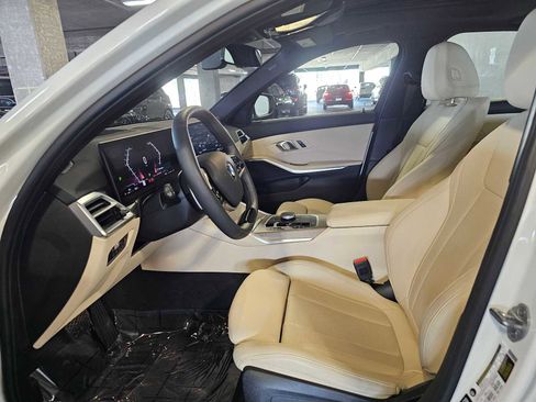 Used 2025 BMW 330i xDrive 330i xDrive w/ Premium Package image 33