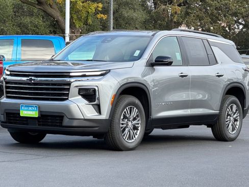 New 2026 Chevrolet Traverse LT w/ Driver Confidence Package image 7