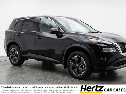 Used 2025 Nissan Rogue SV AWD/4WD image 1