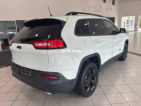 Used 2016 Jeep Cherokee High Altitude FWD image 14