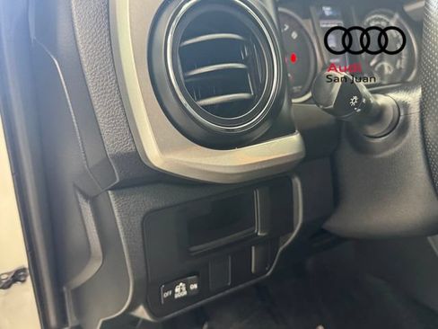 Used 2017 Toyota Tacoma SR5 w/ Tow Package RWD image 30