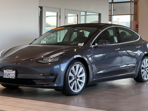 Used 2019 Tesla Model 3 Long Range image 8