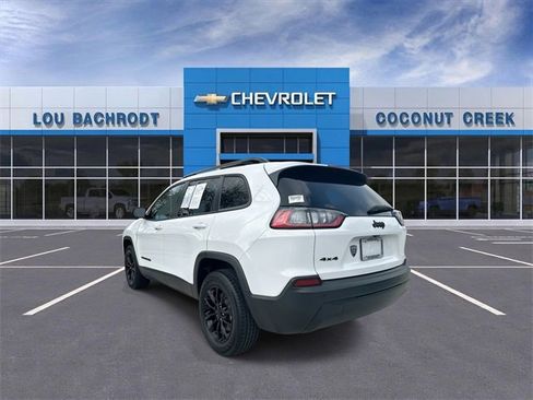 Used 2023 Jeep Cherokee Altitude Lux image 6