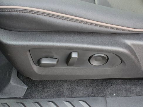 New 2026 GMC Canyon Denali w/ LPO, Denali Black Edition image 22