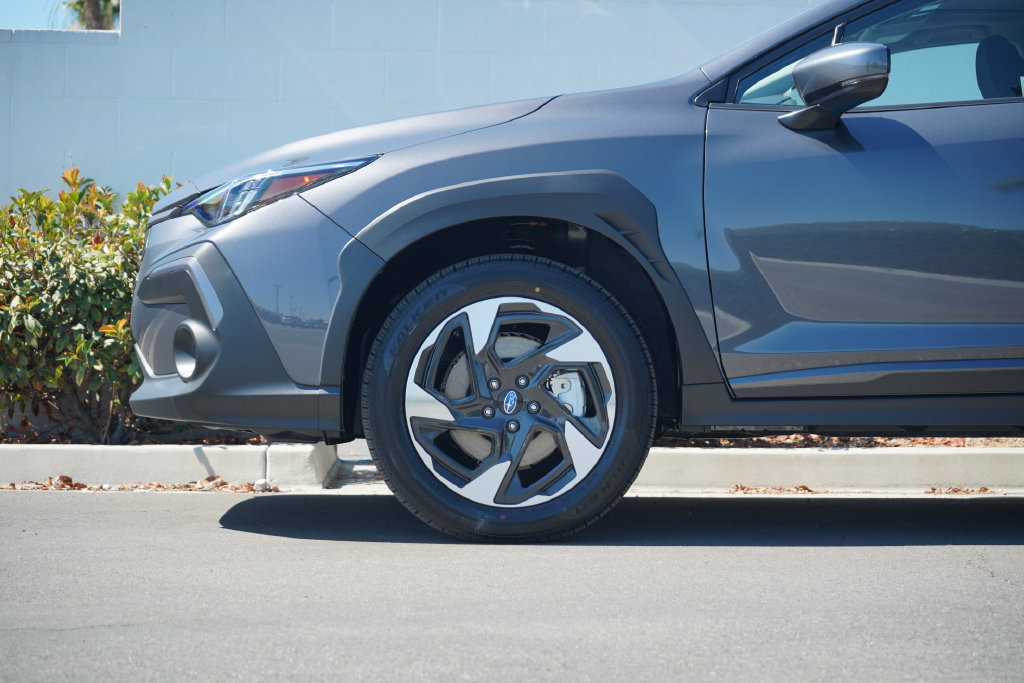 New 2026 Subaru Crosstrek 2.5i Limited AWD/4WD image 2