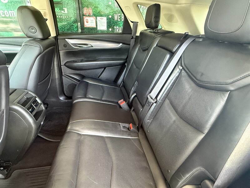 Used 2017 Cadillac XT5 Luxury w/ Driver Awareness Package FWD image 28