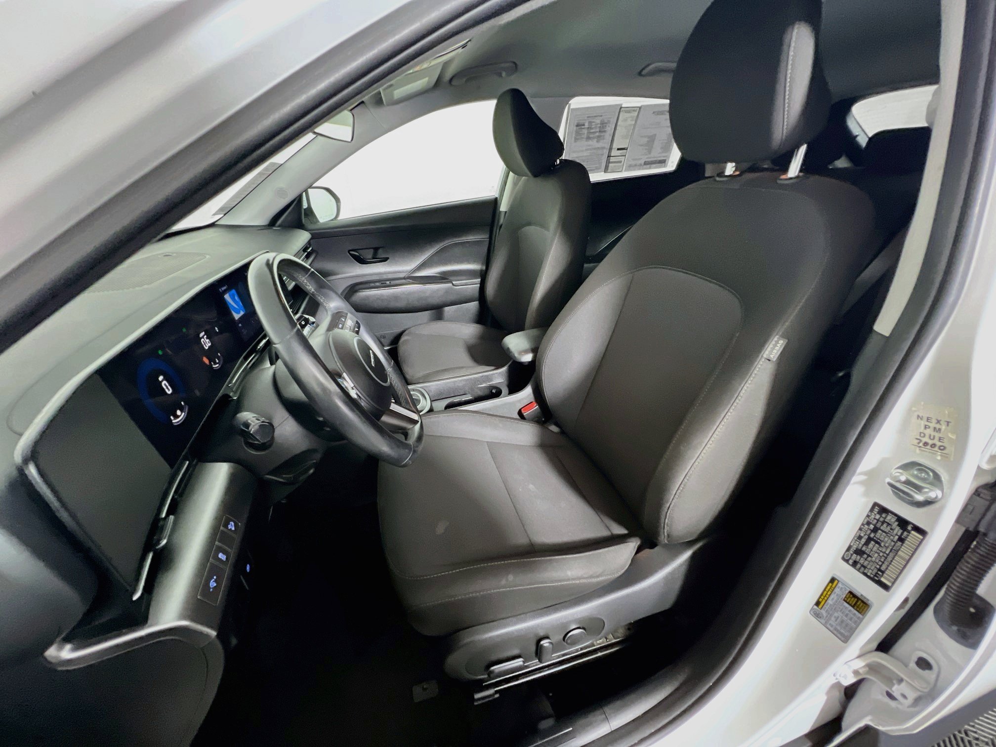 Used 2024 Hyundai Kona SEL FWD image 14