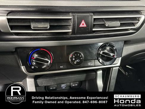 Used 2023 Kia Seltos LX AWD/4WD image 9