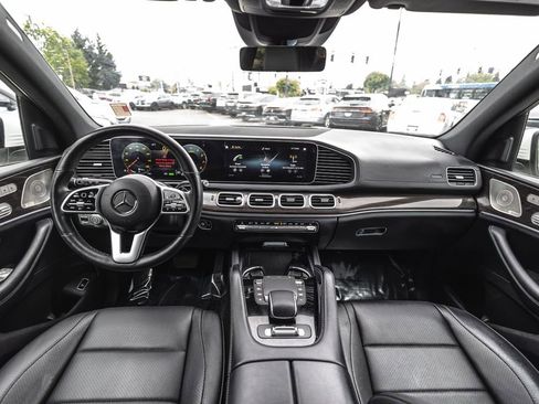 Used 2021 Mercedes-Benz GLS 450 4MATIC image 24