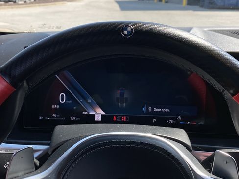 Used 2024 BMW X6 xDrive40i w/ M Sport Professional Package image 11