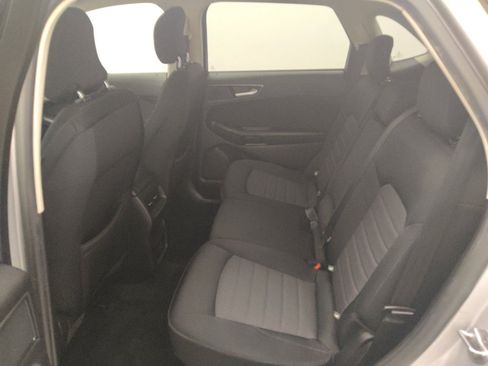 Used 2017 Ford Edge SE AWD/4WD image 18